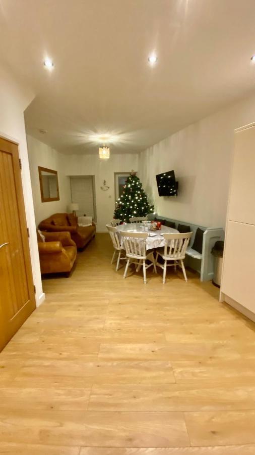 The Bonting Beautiful Three Bed Townhouse Near Harbour And Beach Торкі Екстер'єр фото